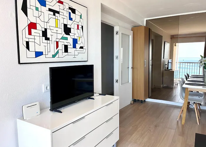 Apartamento Frente Al Mar En Calpe Con Parking Para 4 Personas
