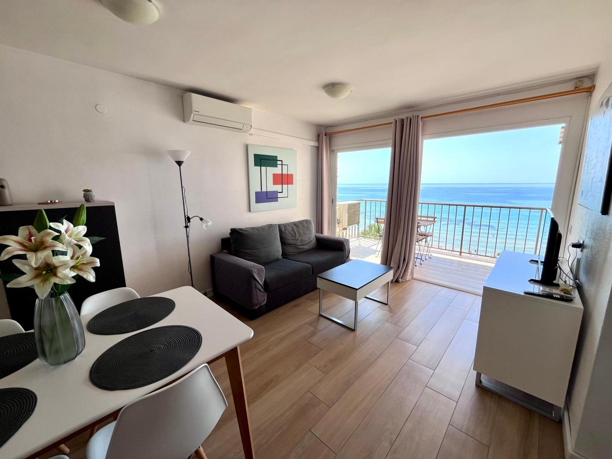 Appartement Frente Al Mar En Con Parking 4 Personas Calp