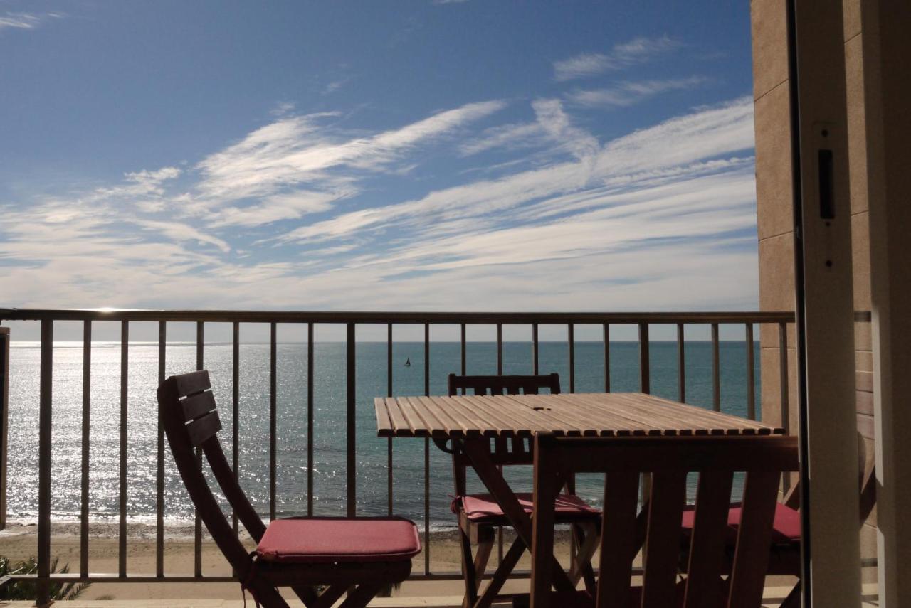 Apartment Frente Al Mar En Con Parking 4 Personas *